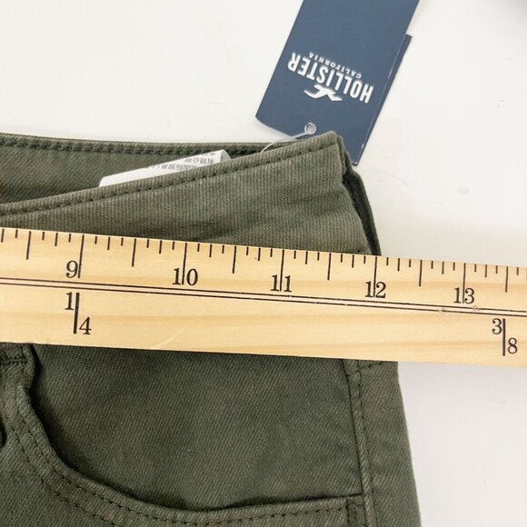 NEW Hollister Ultra High Rise Boot Cut Jeans Green Denim - Size 24x32 - Picture 6 of 8
